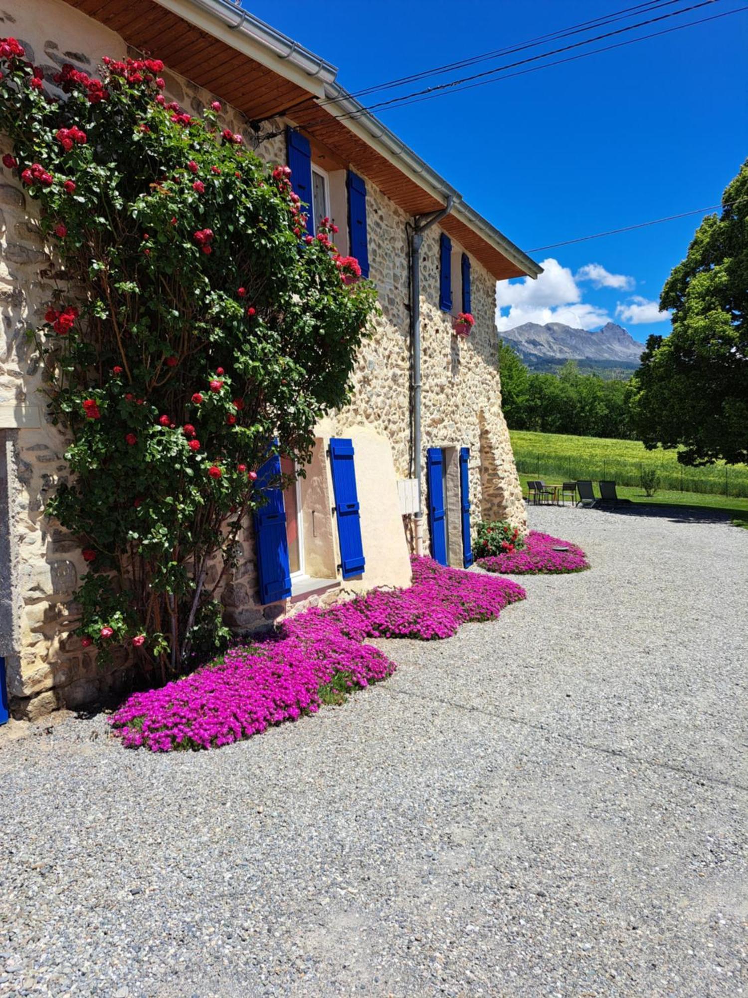 Appartement Beau Soleil La Bâtie-Neuve Buitenkant foto